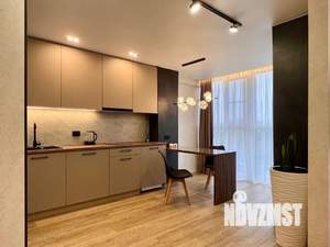 Студия квартира, посуточно, 40м2, 13/17 этаж