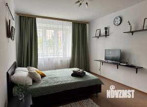 1-к квартира, посуточно, 40м2, 2/9 этаж
