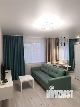 2-к квартира, посуточно, 45м2, 5/5 этаж