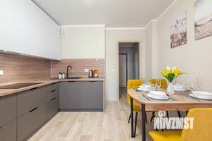 1-к квартира, посуточно, 42м2, 1/1 этаж