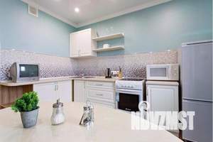 1-к квартира, посуточно, 40м2, 7/10 этаж