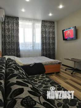 1-к квартира, посуточно, 44м2, 1/1 этаж