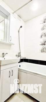 1-к квартира, посуточно, 40м2, 2/10 этаж