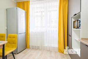 1-к квартира, посуточно, 42м2, 1/1 этаж