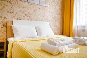 2-к квартира, посуточно, 66м2, 1/1 этаж