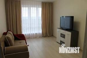 1-к квартира, посуточно, 40м2, 15/16 этаж