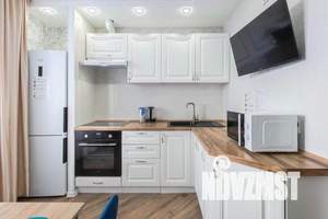 1-к квартира, посуточно, 38м2, 11/16 этаж