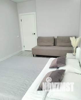 1-к квартира, посуточно, 45м2, 8/20 этаж