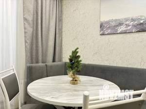 1-к квартира, посуточно, 37м2, 4/6 этаж