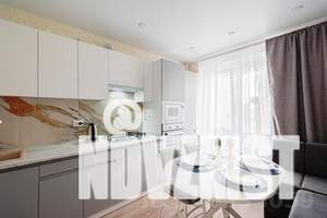 1-к квартира, посуточно, 37м2, 4/6 этаж