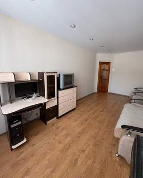 1-к квартира, на длительный срок, 40м2, 4/5 этаж