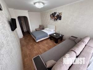 1-к квартира, посуточно, 39м2, 4/9 этаж