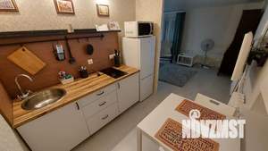 Студия квартира, посуточно, 30м2, 1/4 этаж
