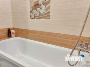 1-к квартира, посуточно, 40м2, 13/16 этаж