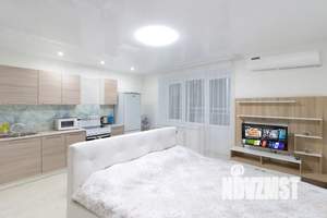 Студия квартира, посуточно, 36м2, 13/19 этаж