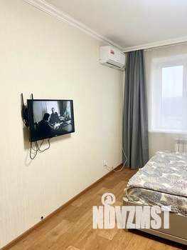 1-к квартира, посуточно, 36м2, 8/10 этаж