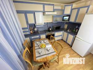 1-к квартира, посуточно, 46м2, 1/1 этаж