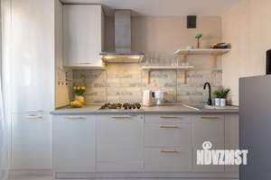 1-к квартира, посуточно, 43м2, 1/1 этаж