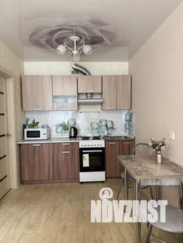 Студия квартира, посуточно, 27м2, 7/10 этаж