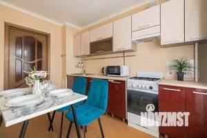 1-к квартира, посуточно, 43м2, 1/1 этаж