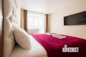 2-к квартира, посуточно, 65м2, 1/1 этаж