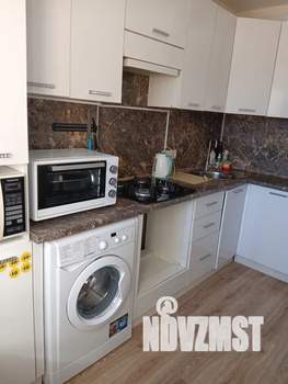 1-к квартира, посуточно, 40м2, 3/9 этаж