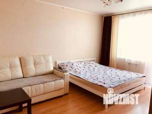 1-к квартира, посуточно, 43м2, 3/6 этаж