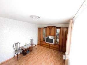 2-к квартира, посуточно, 42м2, 8/9 этаж