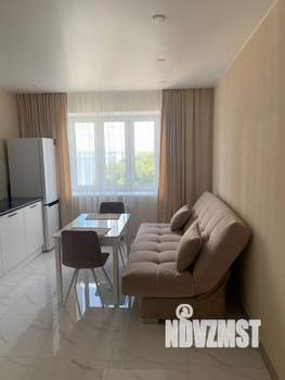 1-к квартира, посуточно, 39м2, 1/1 этаж