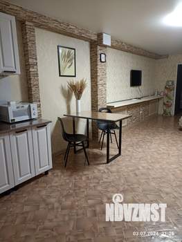 Студия квартира, посуточно, 38м2, 1/9 этаж