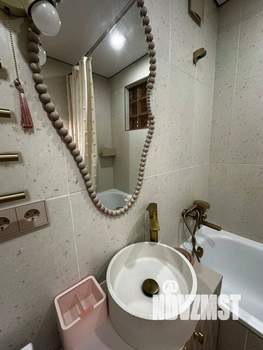 1-к квартира, посуточно, 33м2, 4/4 этаж