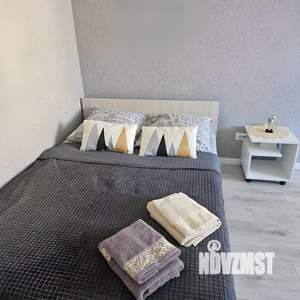 1-к квартира, посуточно, 38м2, 8/16 этаж