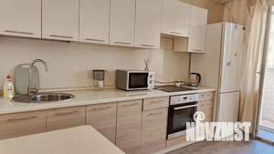 1-к квартира, посуточно, 40м2, 1/1 этаж