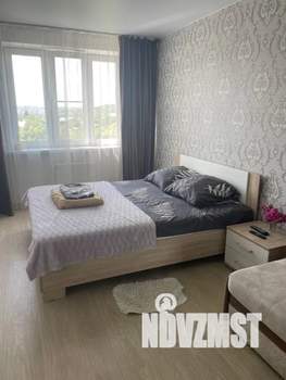 1-к квартира, посуточно, 38м2, 6/12 этаж