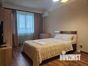 1-к квартира, посуточно, 53м2, 8/16 этаж