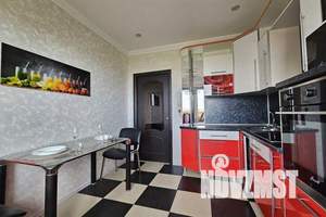 1-к квартира, посуточно, 45м2, 9/16 этаж