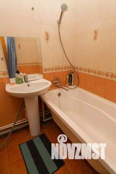 2-к квартира, посуточно, 51м2, 1/1 этаж