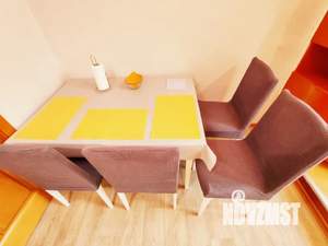 2-к квартира, посуточно, 53м2, 2/5 этаж