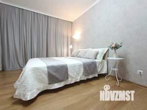 1-к квартира, посуточно, 36м2, 3/16 этаж