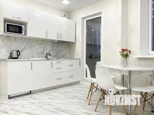 1-к квартира, посуточно, 43м2, 19/24 этаж