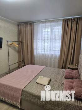 1-к квартира, посуточно, 34м2, 8/18 этаж