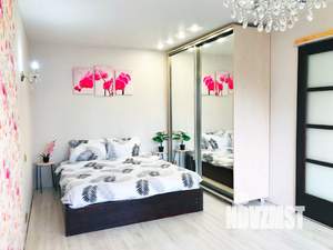 1-к квартира, посуточно, 38м2, 1/1 этаж