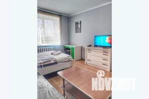 1-к квартира, посуточно, 45м2, 10/18 этаж