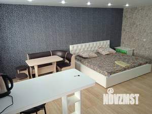 Студия квартира, посуточно, 37м2, 3/5 этаж