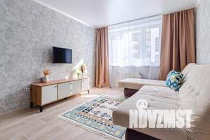 1-к квартира, посуточно, 42м2, 8/13 этаж