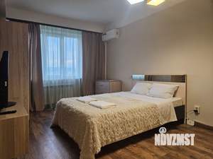 1-к квартира, посуточно, 43м2, 8/16 этаж