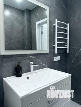 1-к квартира, посуточно, 42м2, 2/7 этаж