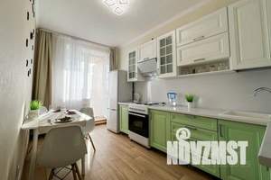 1-к квартира, посуточно, 39м2, 9/19 этаж