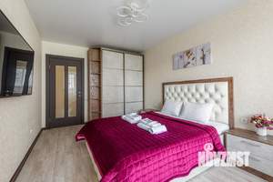 2-к квартира, посуточно, 65м2, 1/1 этаж