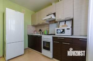 1-к квартира, посуточно, 35м2, 6/11 этаж